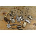 A SELECTION OF COLLECTABLES TO INCLUDE SILVER PLATED VESTAS, POCKET KNIVES, PENCILS ETC