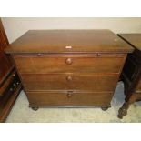 A 19TH CENTURY CHEST OF DRAWERS WITH BRUSHING SLIDE W-96 CM