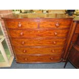 A VICTORIAN MAHOGANY BOWED CHEST OF SIX DRAWERS ON BUN FEET H-120 W-124 CM