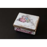 AN ANTIQUE ENAMEL GILT MOUNTED SNUFF BOX, W 6.5 cmCondition Report:damages throughout
