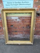 A 19TH CENTURY GILTWOOD RECTANGULAR PICTURE FRAME WITH ACANTHUS MOULDING, rebate 101 x 80 cm
