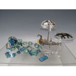 A COLLECTION OF VINTAGE AND SIAM SILVER JEWELLERY ITEMS, to include an unusual enamel 'French