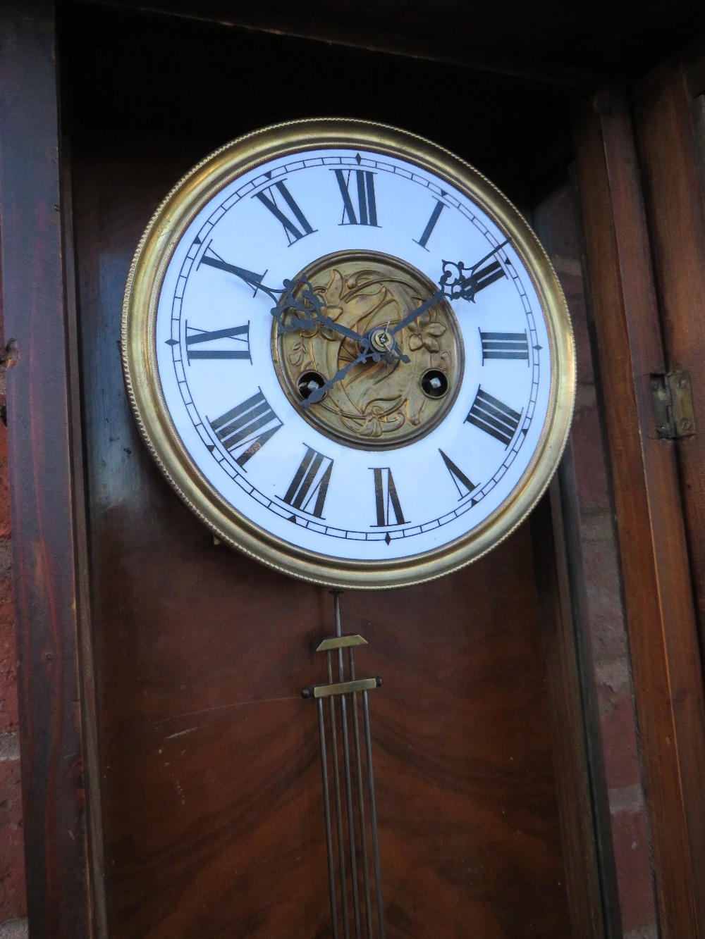 A LARGE GONG STRIKE VIENNA WALL CLOCK, the tall case comprising of oak pillars, mahogany veneered - Image 6 of 12