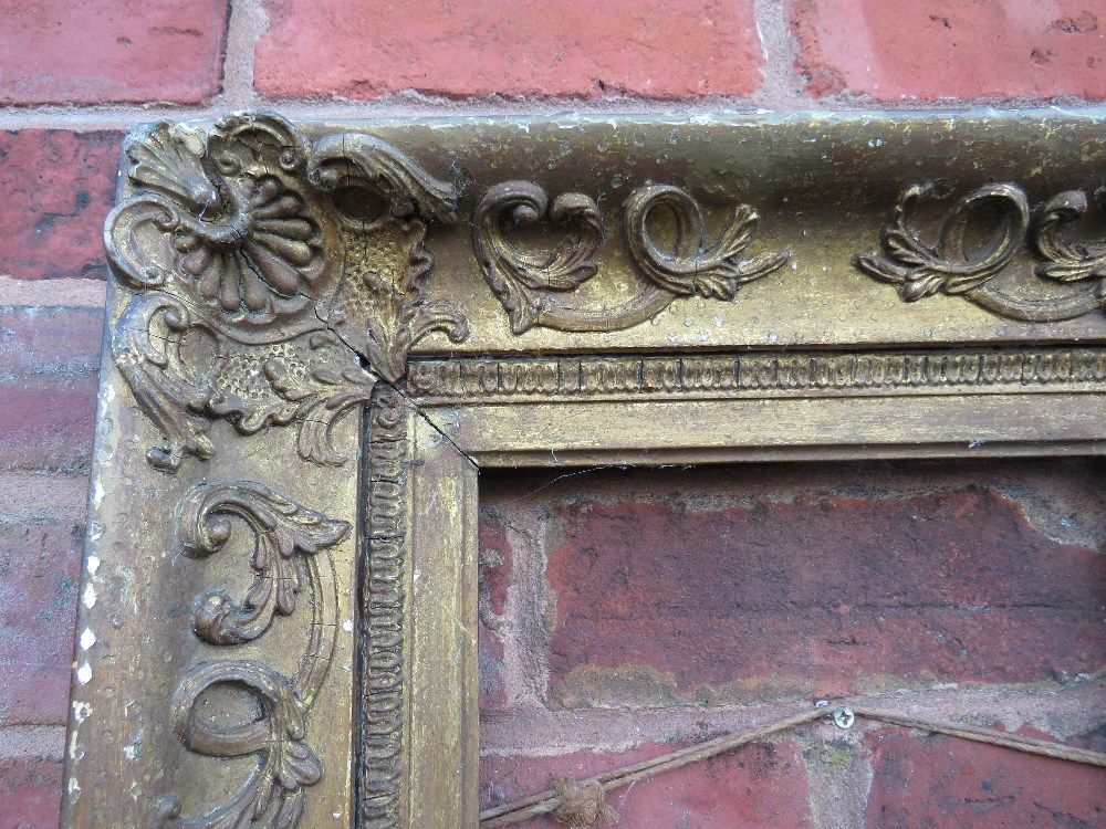 A LATE 18TH / EARLY 19TH CENTURY DECORATIVE GOLD FRAME, with corner embellishments and gold slip, in - Image 5 of 6