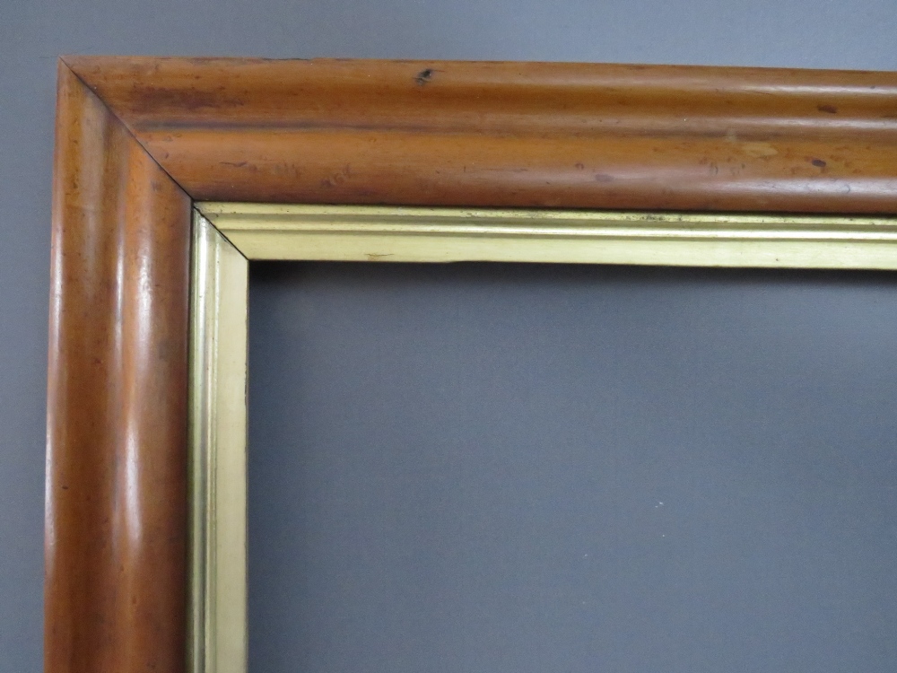 A 19TH CENTURY MAPLE FRAME WITH GOLD SLIP, in need of some restoration, frame W 6 cm, rebate 88 x 69 - Image 4 of 6