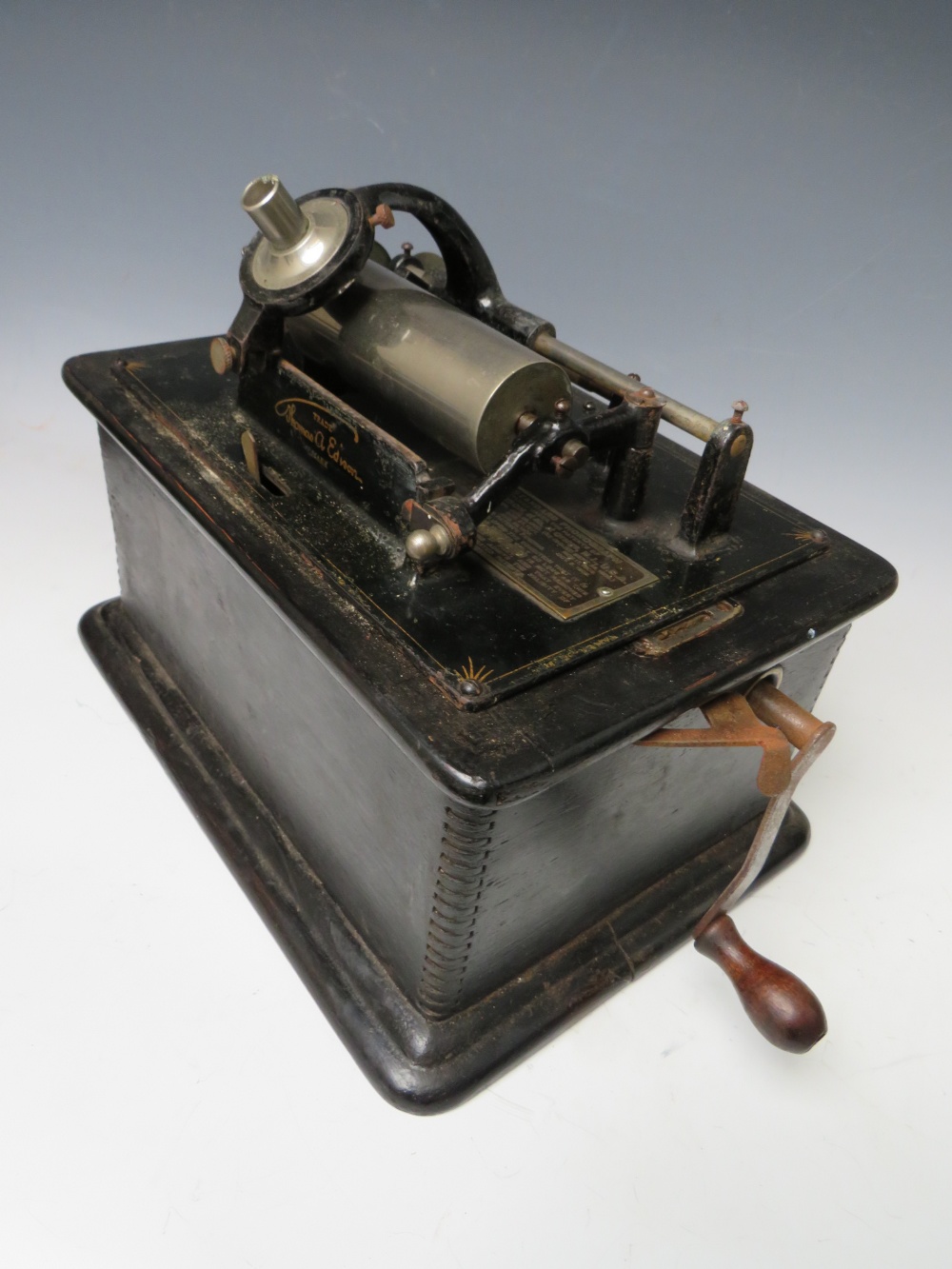 A VINTAGE EDISON STANDARD PHONOGRAPH - Image 3 of 9