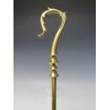 A POLISHED BRASS ECCLESIASTICAL CROZIER, L 146 cm