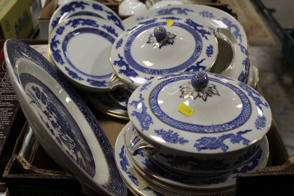 A TRAY OF BLUE AND WHITE CHINA TO INCLUDE A QUANTITY OF GEORGE JONES CRESENT CHINA