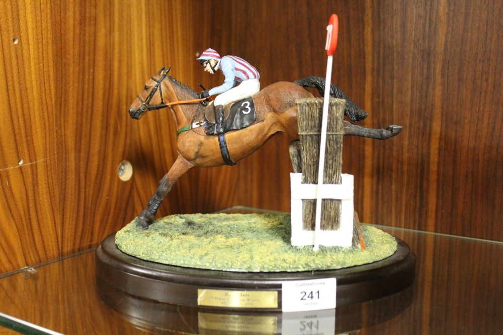 A COUNTRY ARTISTS HORSE RACING FIGURE BY RACHEL D HARTLEY - BEST MATE TRIPLE GOLD CUP WINNER 2002,