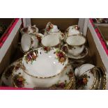 A TRAY OF ROYAL ALBERT OLD COUNTRY ROSES ETC