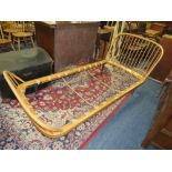 A BLONDE ERCOL STUDIO COUCH A/F * ALL WEBBING MISSING * L-210 CM
