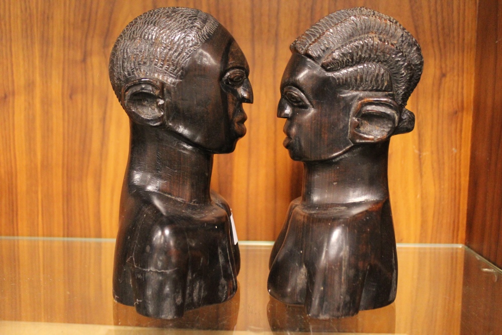 TWO AFRICAN TRIBAL HARDWOOD CARVINGS OF A MALE AND FEMALE FIGURE - Image 2 of 3