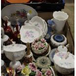 A TRAY OF CERAMICS TO INCLUDE #AYNSLEY LITTLE SWEETHEART, WEDGWOOD JASPERWARE ETC