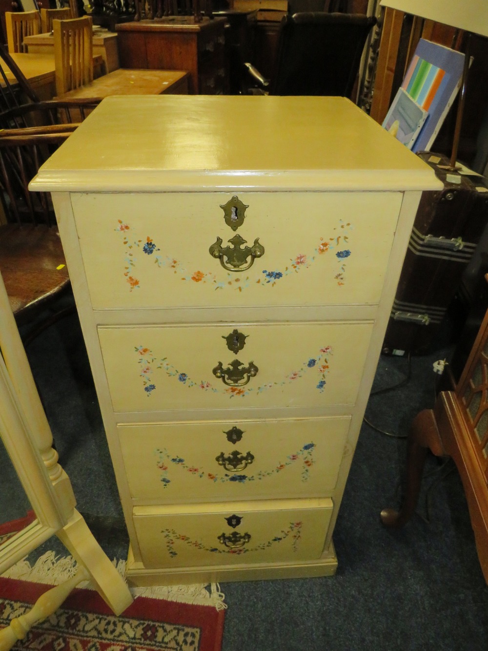 A PAINTED FOUR DRAWER CHEST AND A CHEVAL MIRROR (2) - Image 4 of 5