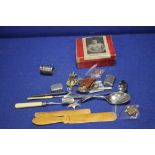 A QUANTITY OF COLLECTABLES TO INCLUDE LETTER OPENER, VESTA ETC