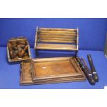 A COLLECTION OF TREEN ITEMS TO INCLUDE 2 TRUNCHEONS, BOOT STRETCHERS, 2 TRAYS ETC