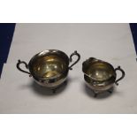 A HALLMARKED SILVER CREAM JUG TOGETHER WITH A SUGAR BOWL APPROX WEIGHT 89G