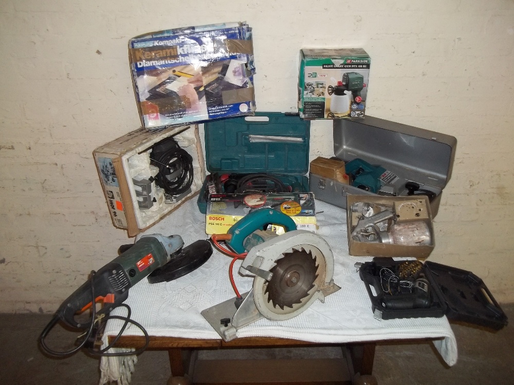 A SELECTION OF POWER TOOLS BOXED AND LOOSE