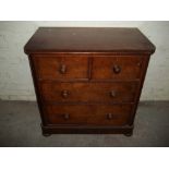 A VICTORIAN 2 OVER 2 4 DRAWER CHEST OF DRAWERS