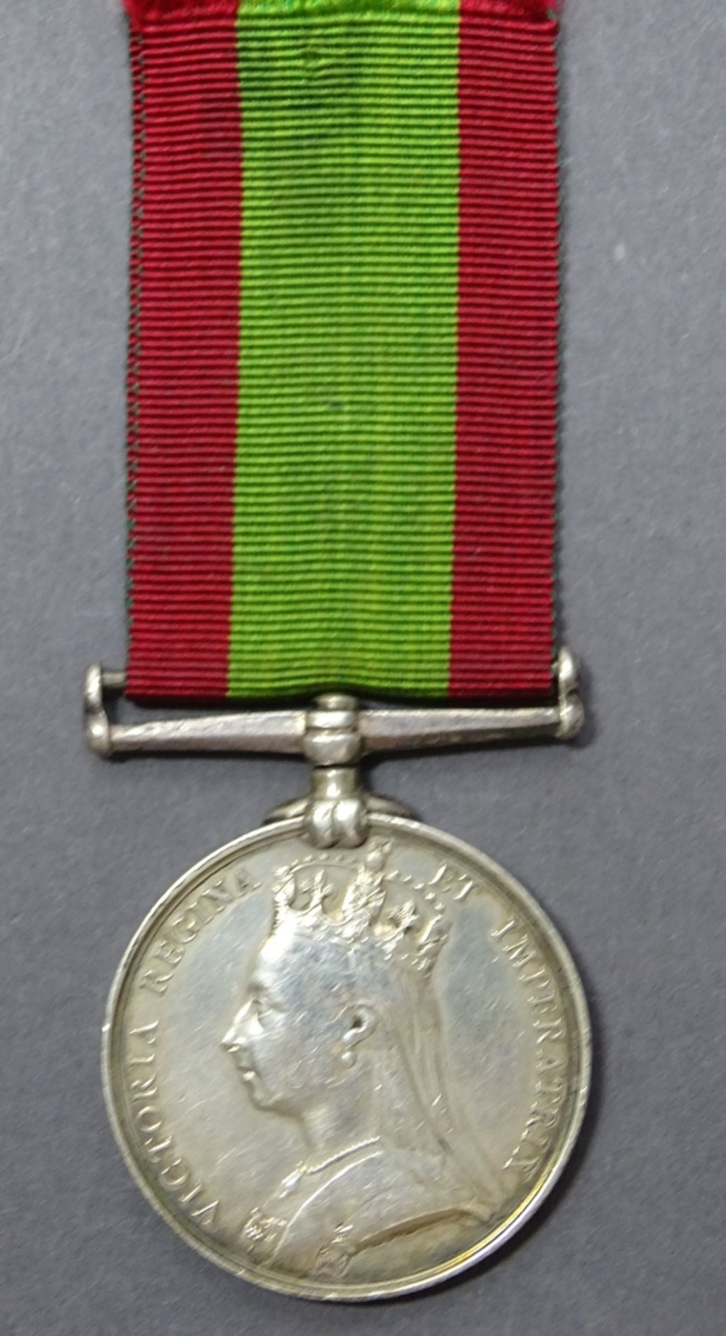 British Afganistan Medal ohne Spange, Rand mit Namen und Rang des Rezipienten - Bild 3 aus 5