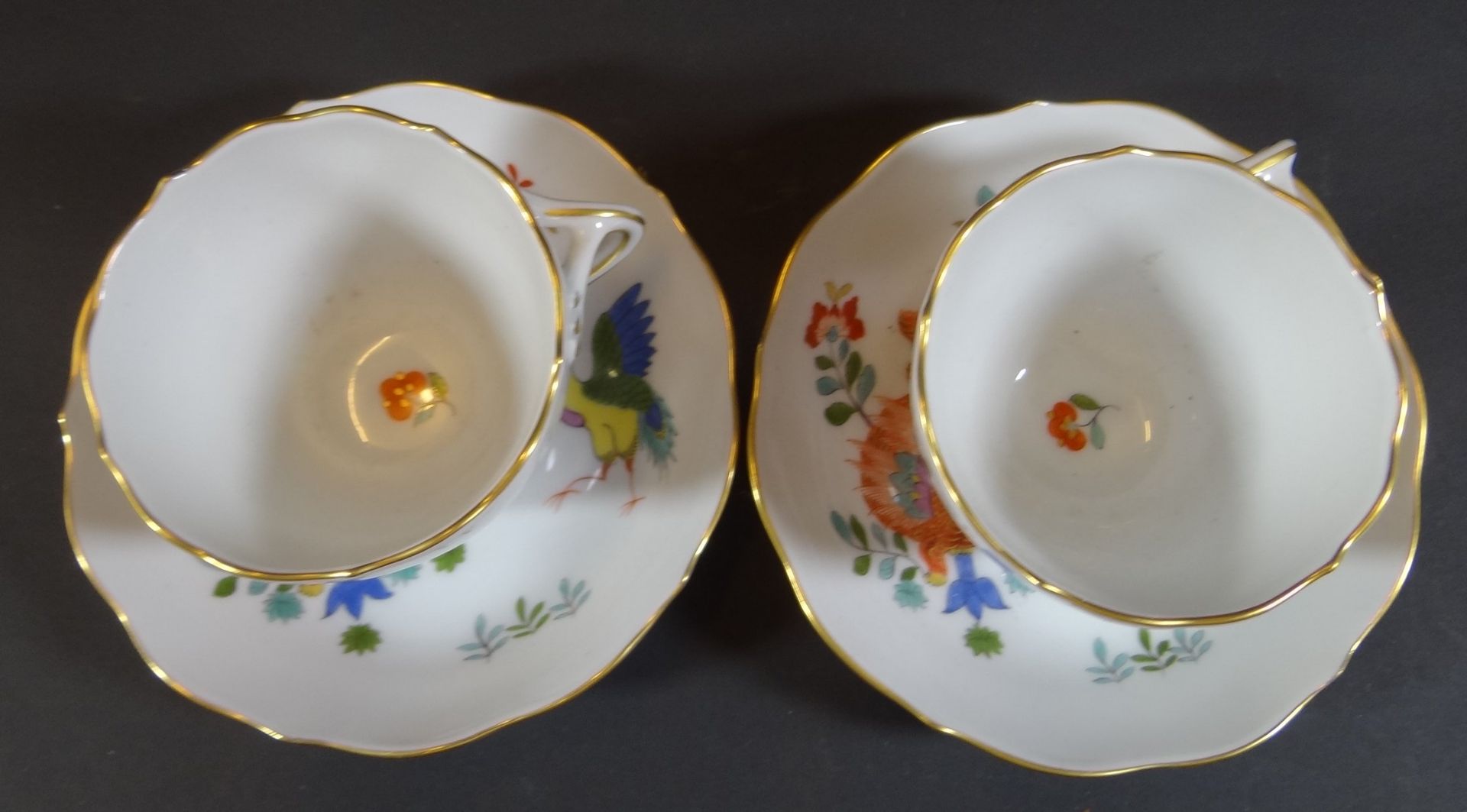 2x Moccatassen mit U.. "Meissen", beide 1.Wahl, roter Drache mit indian. Blumen - Bild 2 aus 6