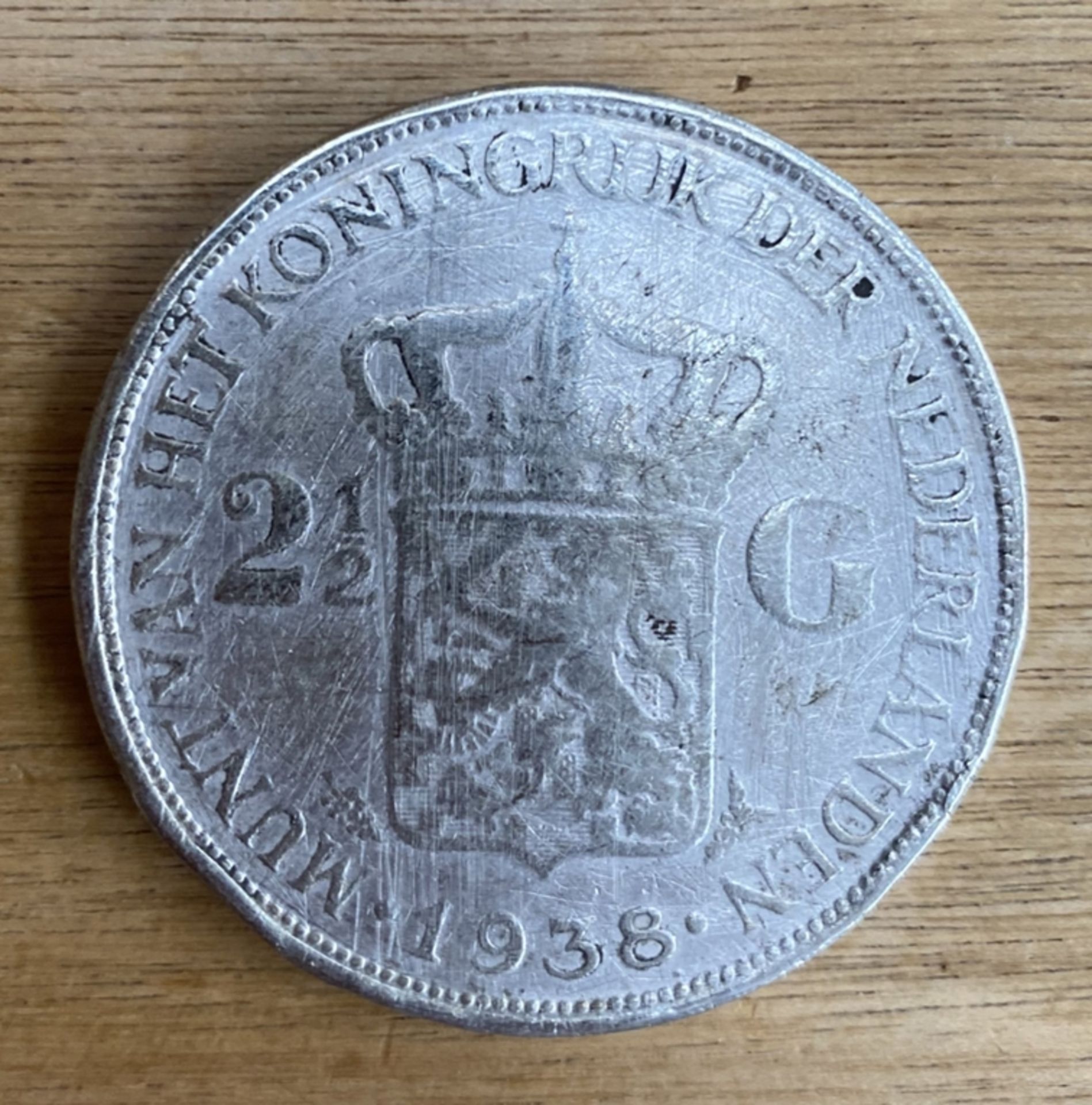 2 1/2 Gulden, 1938, Königin Juliane, Gebrauchsspuren - Bild 2 aus 2