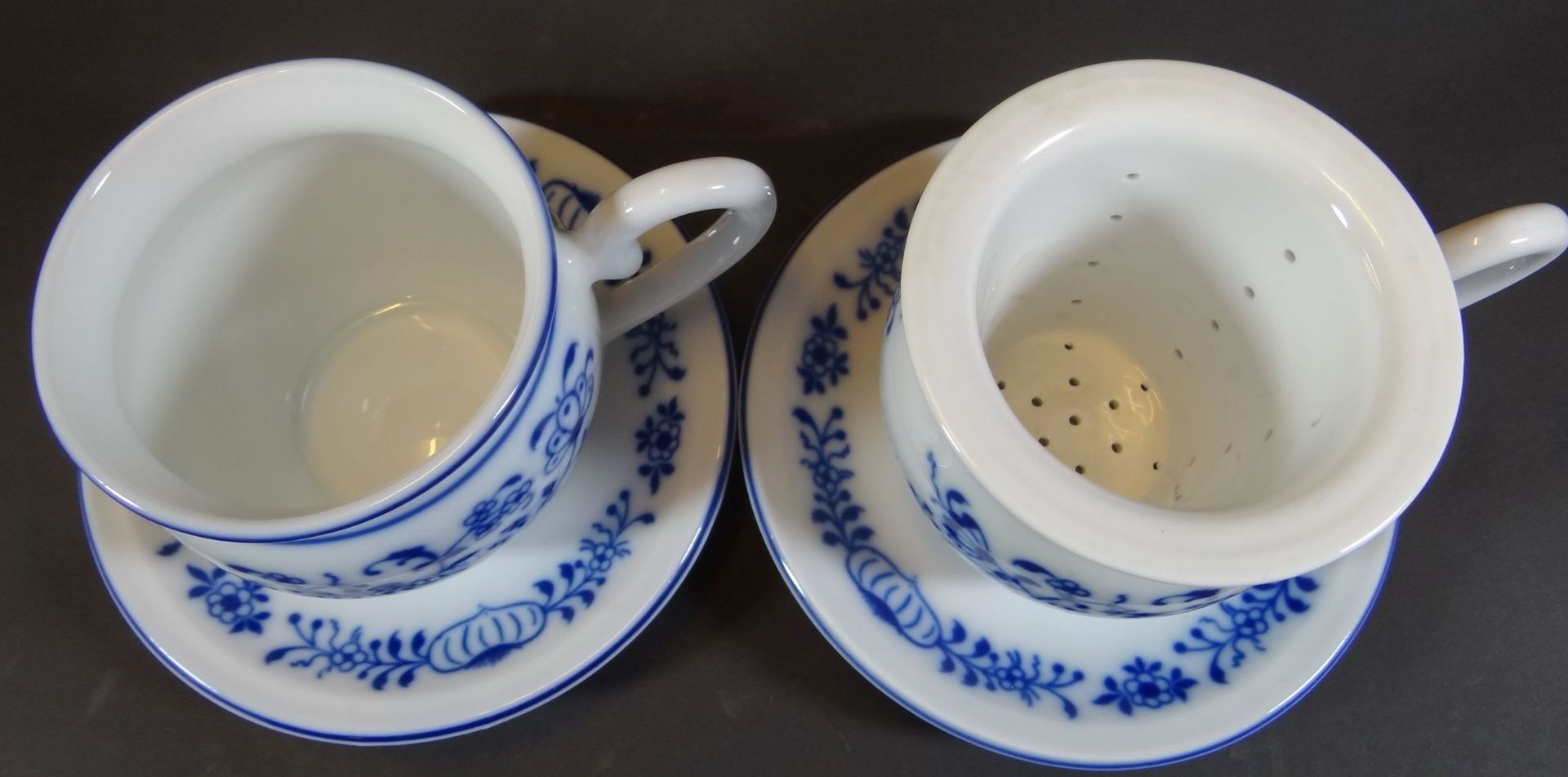 2 Teetassen, Zwiebelmuster, 1x mit Sieb-Einsatz "Gerold", H-11 cm - Bild 3 aus 9