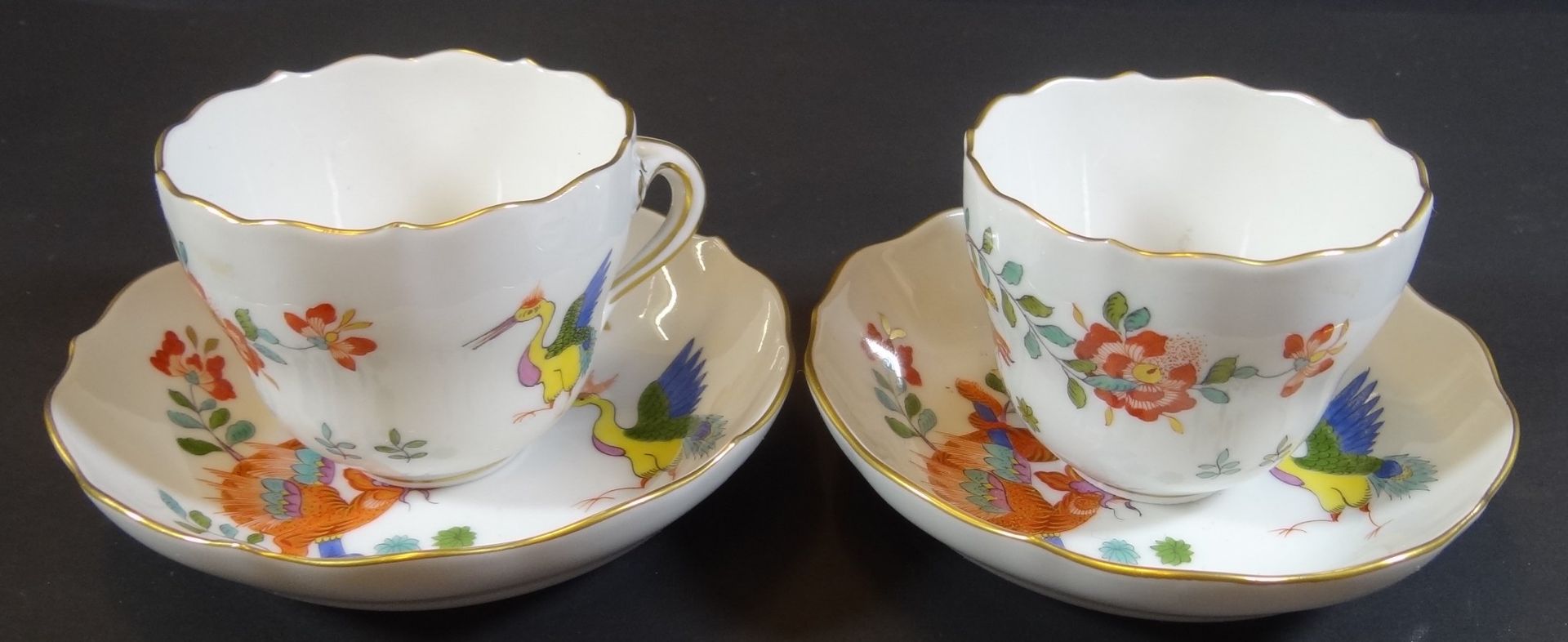 2x Moccatassen mit U.. "Meissen", beide 1.Wahl, roter Drache mit indian. Blumen