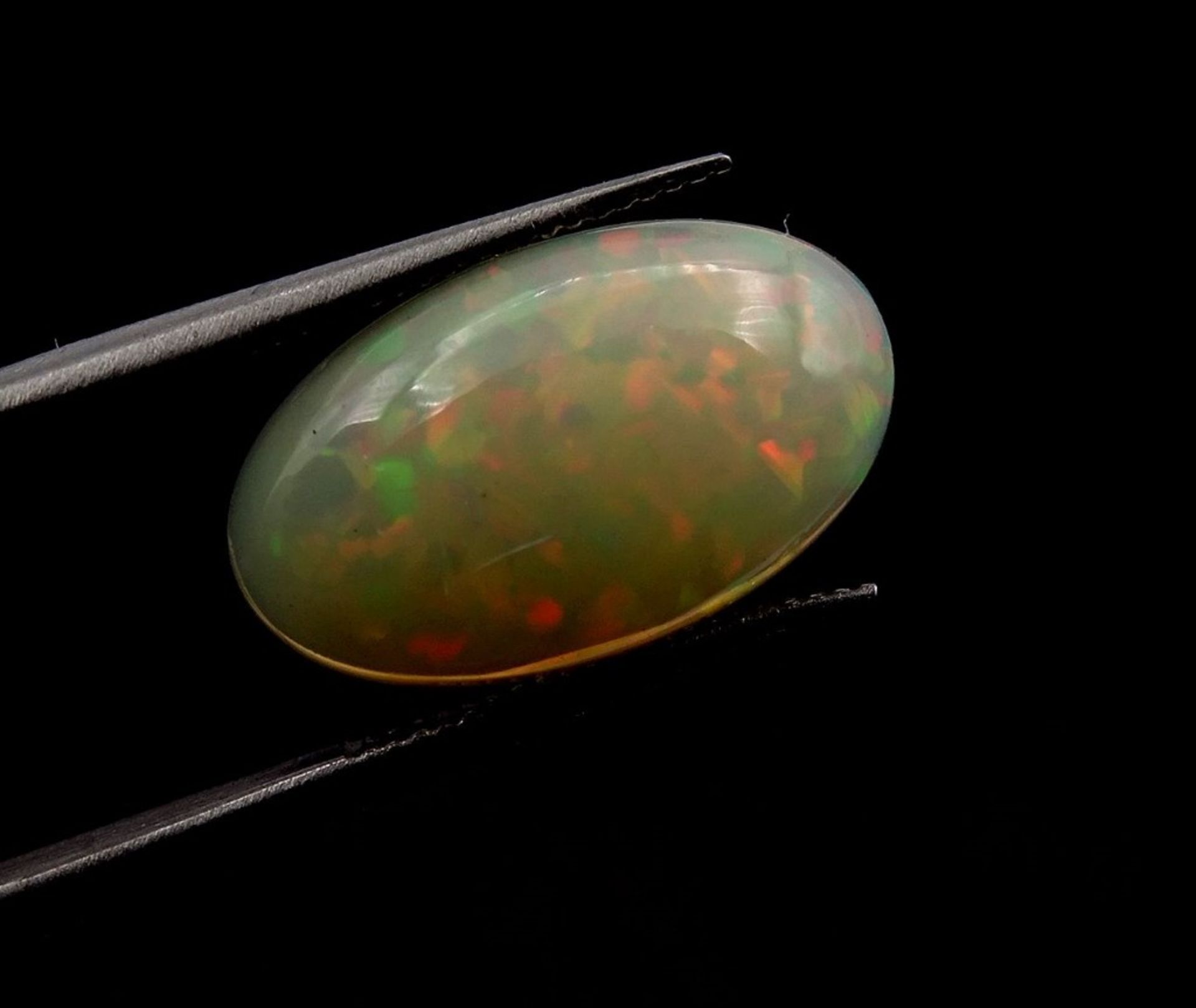 Äthiopischer Welo Opal, 1,64ct., 13,2x7,9x3,9mm
