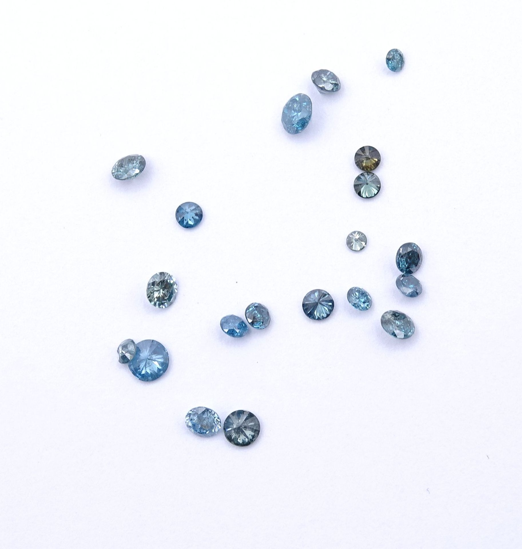 Konvolut fancy blue Diamanten, Gewicht zus. 1,03ct. - Bild 3 aus 5