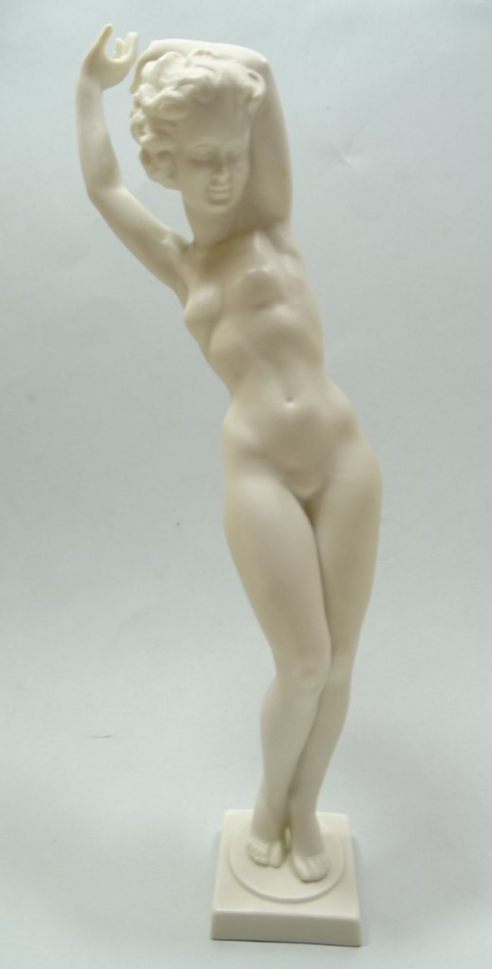 Akt-Statuette, Hutschenreuther Kunstabteilung, Entwurf von Carl Werner,H-27cm