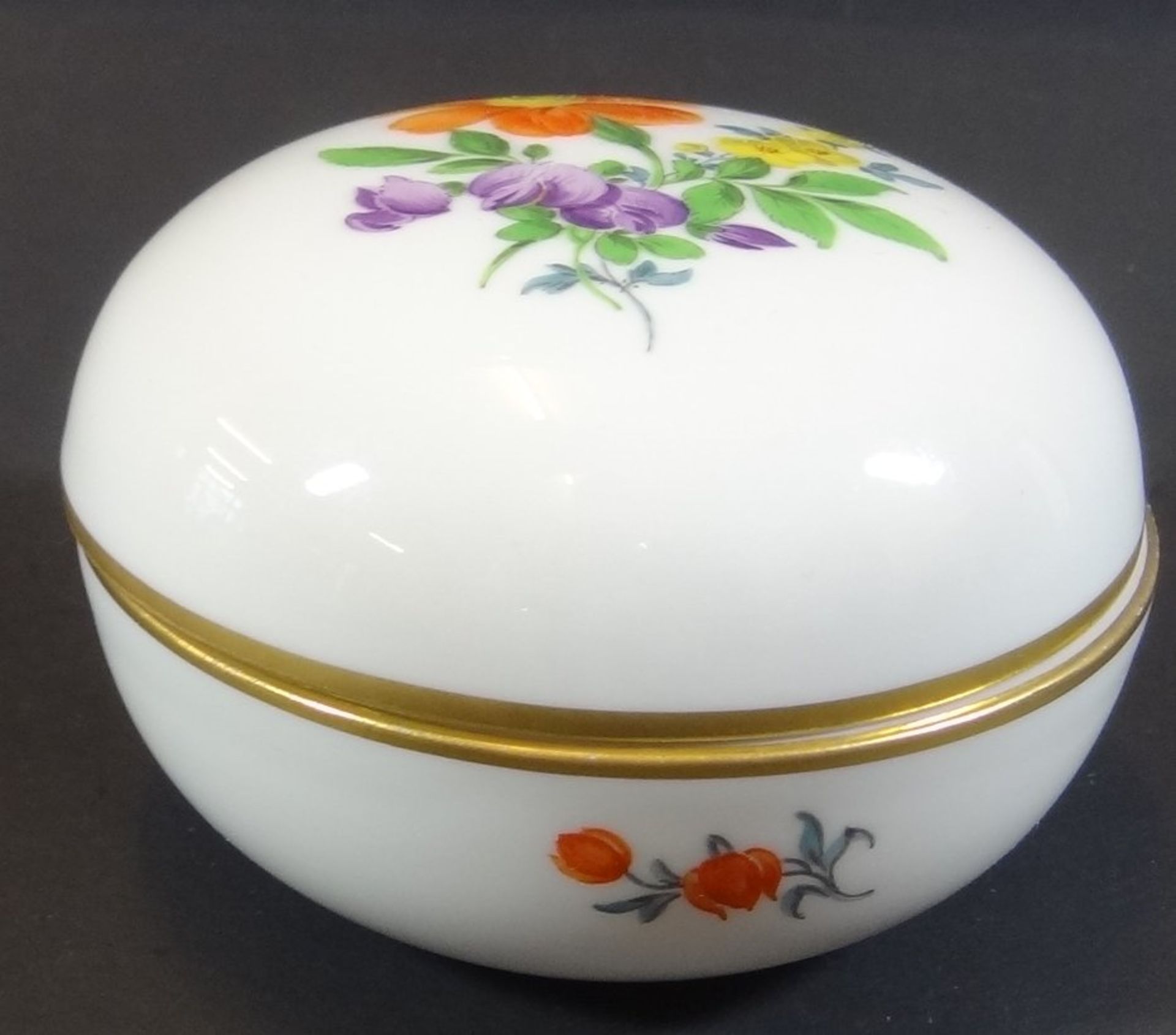 Deckeldose "Meissen" Blumendekor, 1.Wahl, H-5 cm, D-8 cm - Bild 2 aus 4