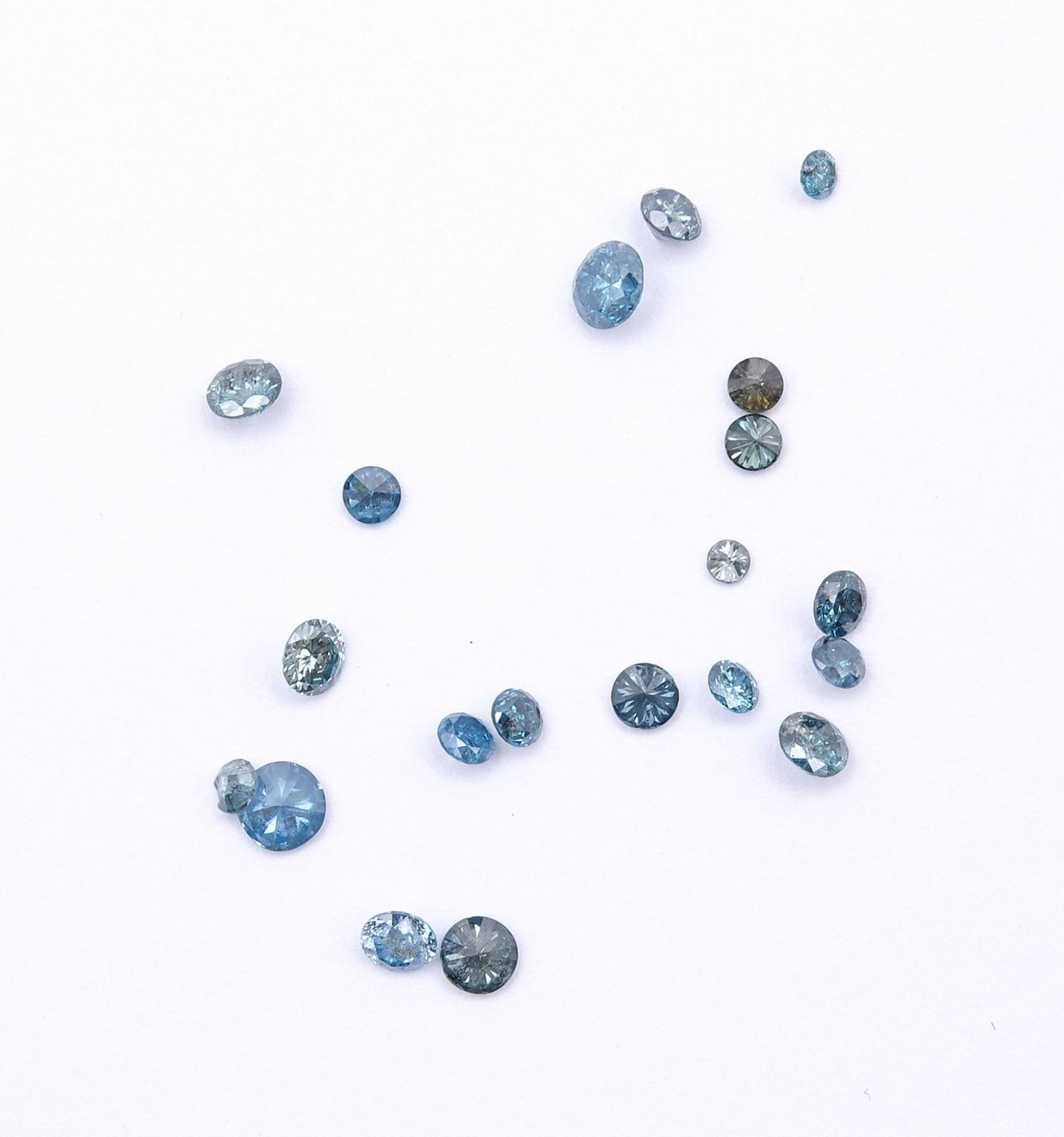 Konvolut fancy blue Diamanten, Gewicht zus. 1,03ct.