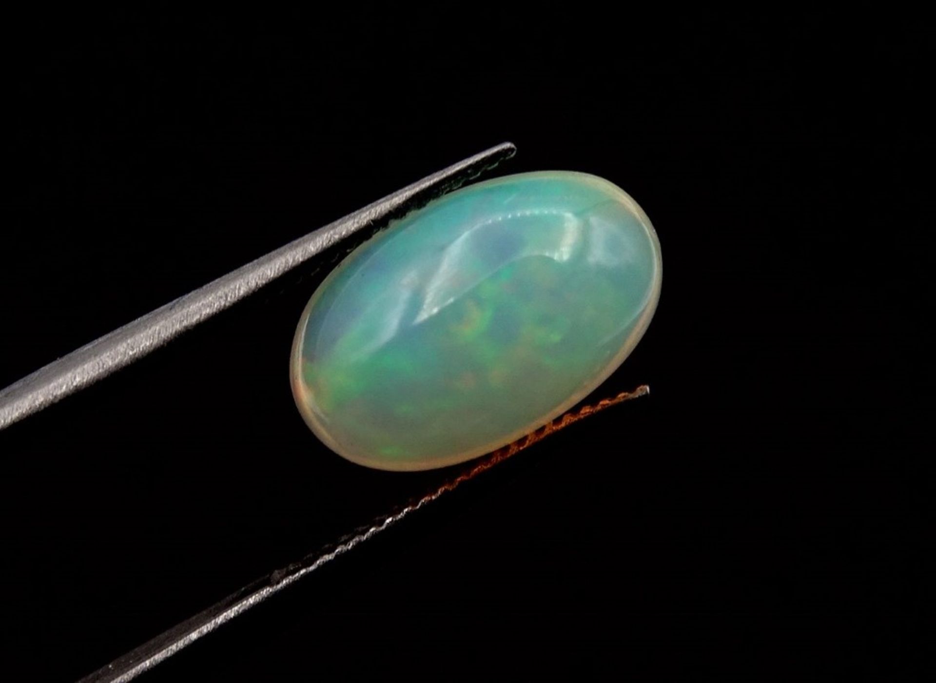 Äthiopischer Welo Opal, 1,35ct., 9,5x6,2x4,4mm