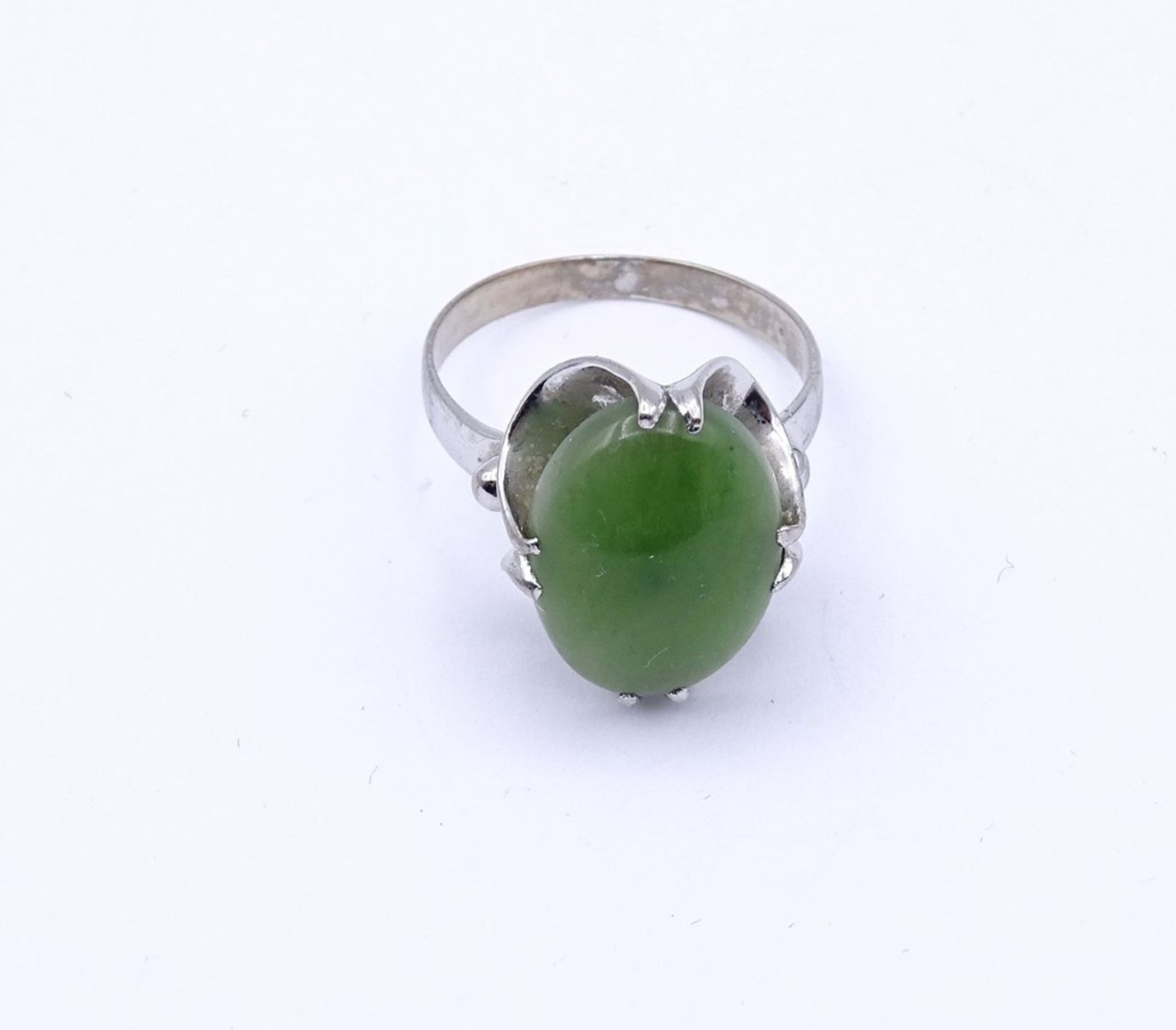 Silber Ring mit Jade Cabochon, Silber 0.835, 4,0g., RG 58, Jade Cabochon 16 x 12mm - Bild 2 aus 3