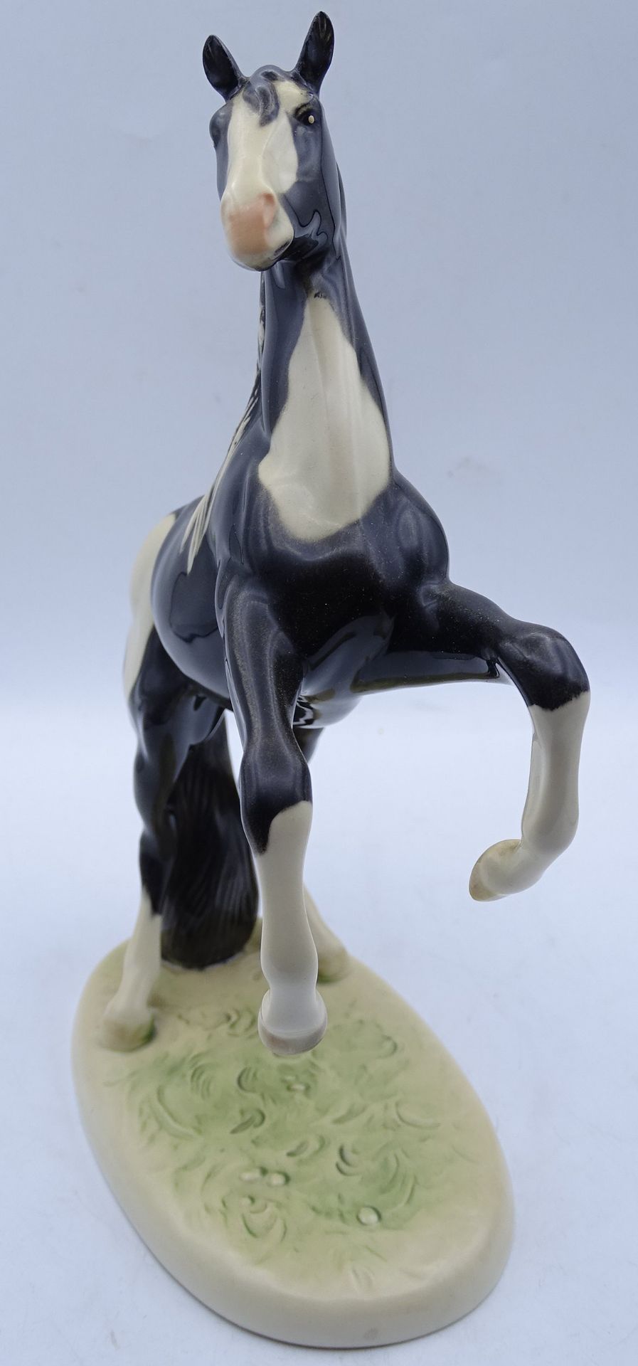 Steigendes Pferd, Schecke, Goebel, H. 22 cm, sehr guter Zustand - Bild 6 aus 6
