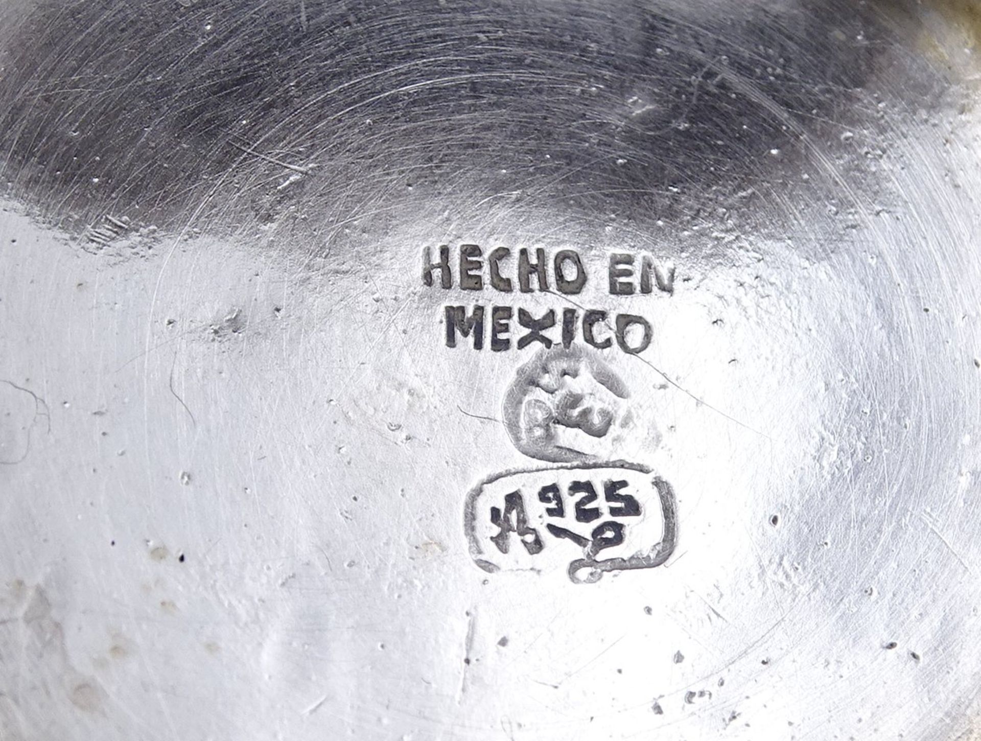 Silberne Pillendose mit emaillierten Schmetterlingen, Mexiko, 925/000, Ø 4,2 cm, H. 1,2 cm, 16 gr., - Bild 6 aus 6