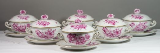 6x Suppentassen mit Deckel u. U.T., Herend Aponyi rot, plast Deckelblüten (2x Bestossen), ca. H-9,5