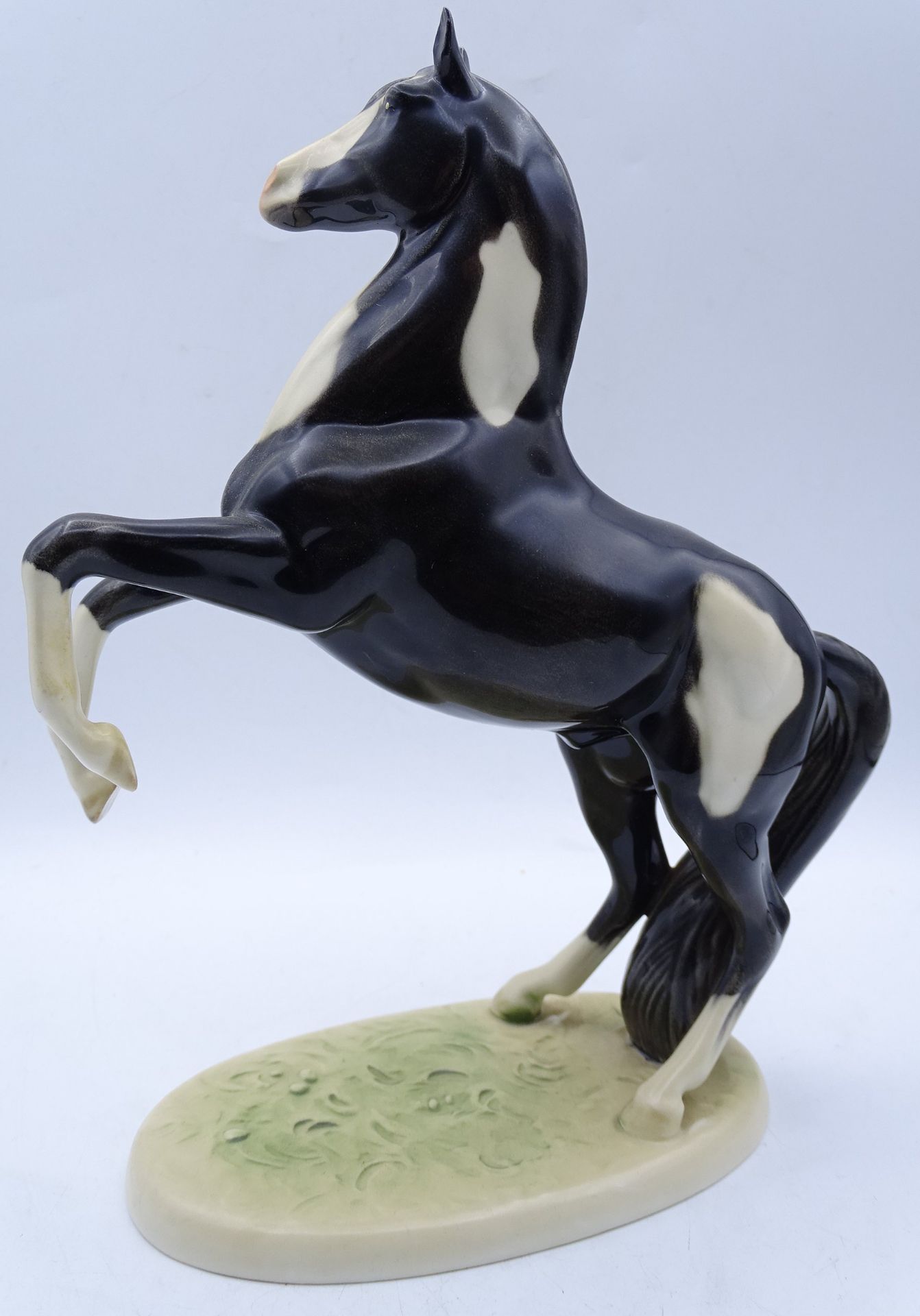 Steigendes Pferd, Schecke, Goebel, H. 22 cm, sehr guter Zustand - Image 3 of 6