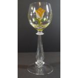 Jugendstil-Weinglas mit floraler Bemalung, H-19 cm