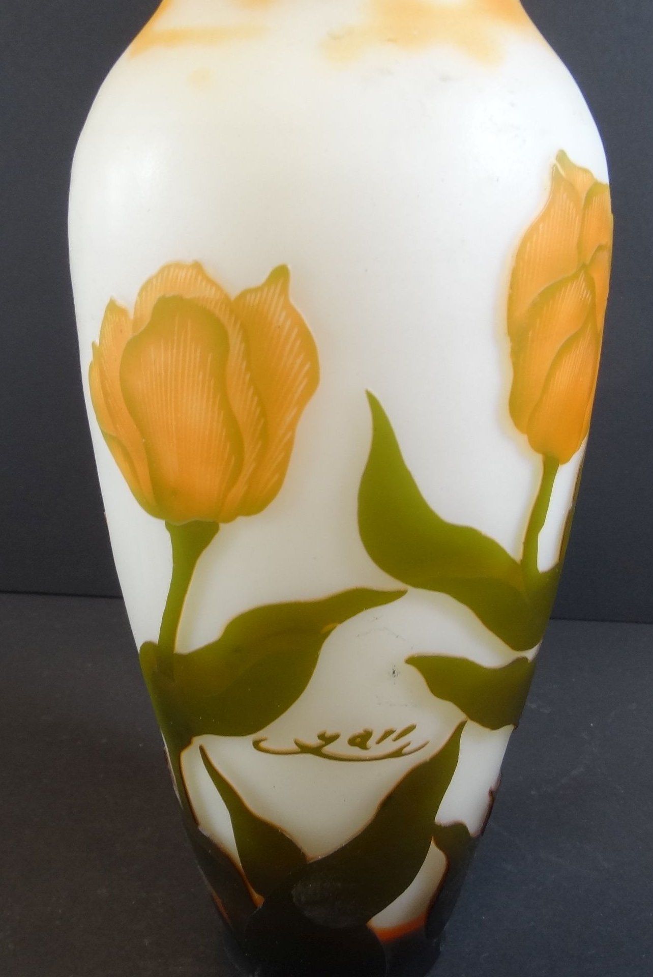 Vase im Jugendstil, bezeichnet "Gallè" ?? H-29 cm, wohl 2.H. 20.Jhd.,  gut erhalten, Handarbeit - Bild 5 aus 7