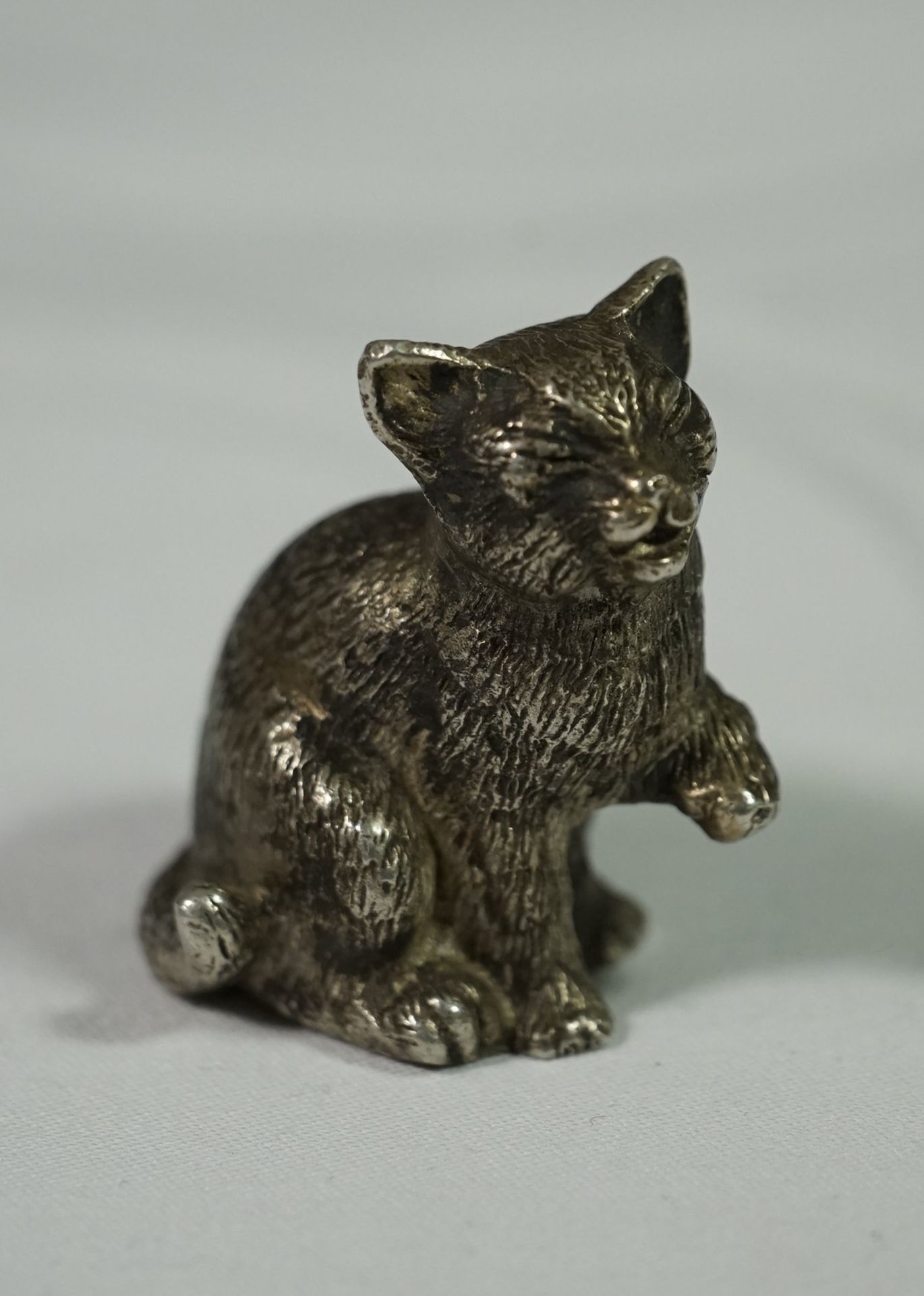 Katzenfigur, Silber (gepr.), ca. 188gr., H-4,5cm.