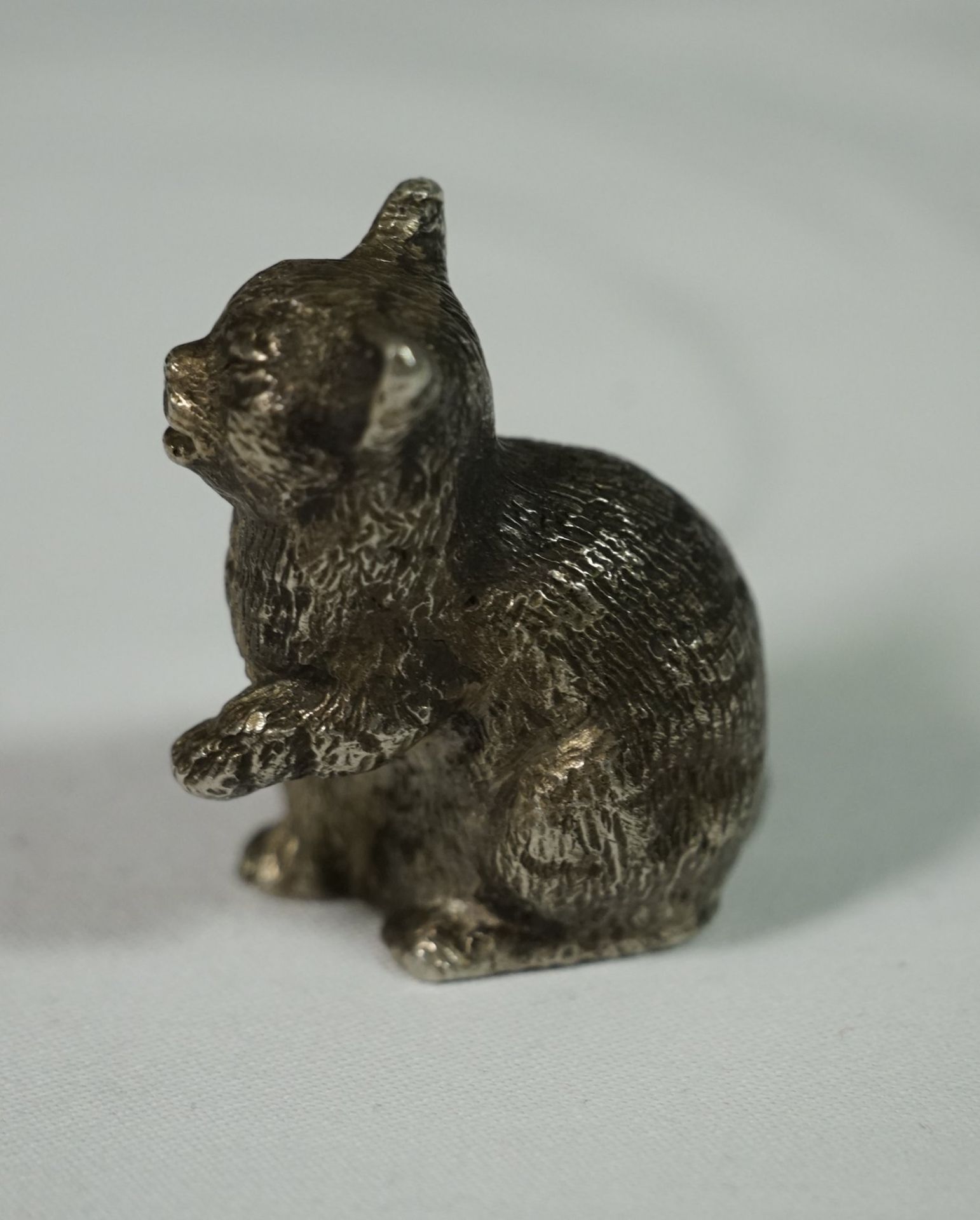 Katzenfigur, Silber (gepr.), ca. 188gr., H-4,5cm. - Bild 2 aus 4