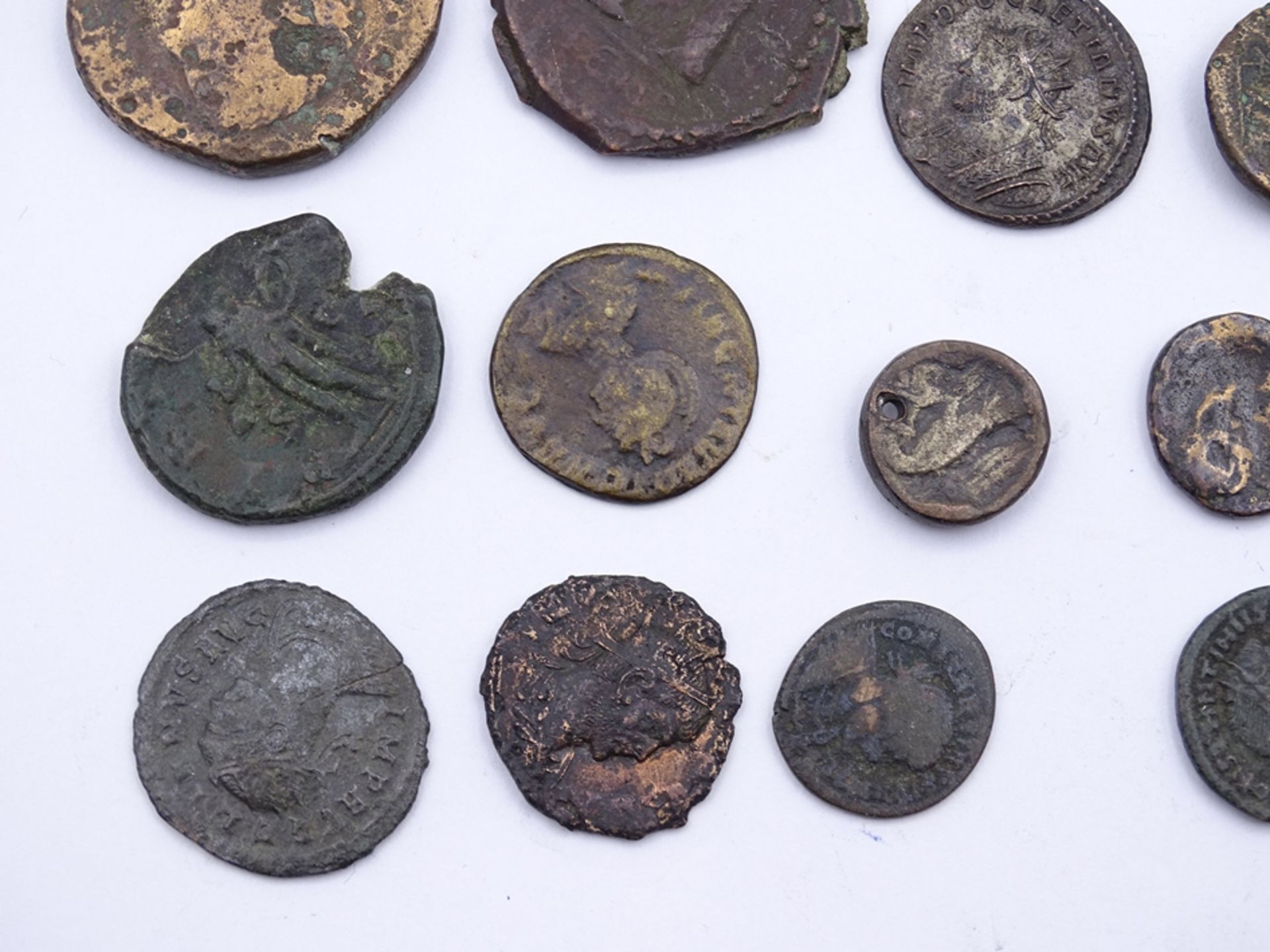 13  antike Münzen, Alters- und Gebrauchsspuren - Bild 10 aus 10