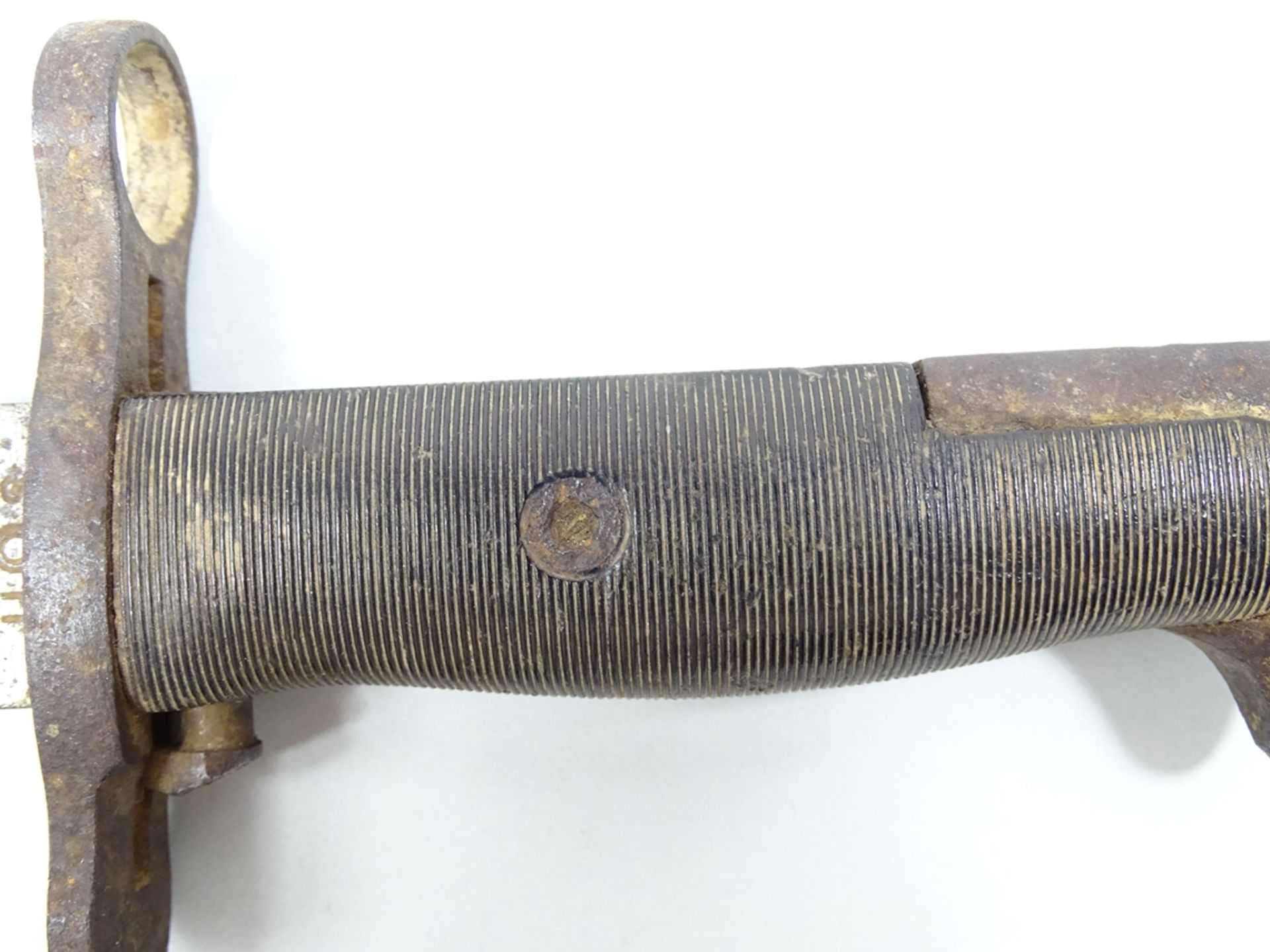 Bajonett M 1 Garand, 2. WK, L. mit Scheide: ca. 40 cm, Metallschlaufe an der Scheide abgebrochen, r - Bild 3 aus 7