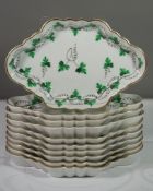 10x kl. Schälchen, Herend, florale Bemalung, 13 x 8,5cm.