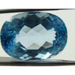 Swiss Blue Topas, Ovalschliff, 17,18 Ct., 12,8 x 17,8 x 9,1 mm