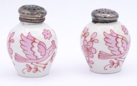 Salz und Pfefferstreuer "Rosenthal" mit Silberdeckel (beschädigt), H. 5,5cm