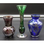 3 kleine Glasvasen mit Silbermalerei , 1x Grün H- 15cm , 1x Blau H-11cm, 1x Rot H- 10cm