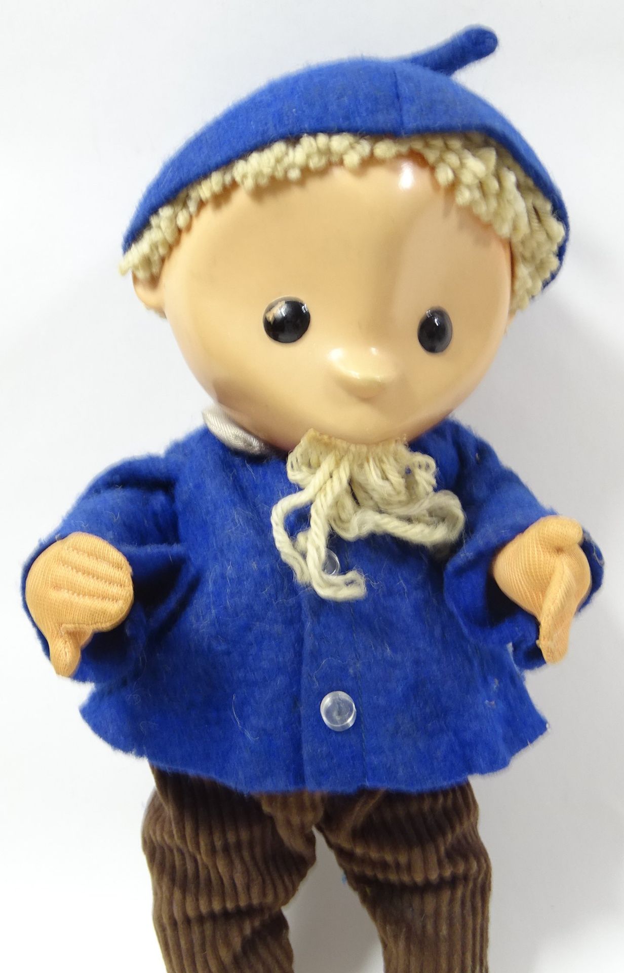 Sandmännchen-Puppe, H. 23 cm, Füße und Kopf Kunstsoff, Körper Stoff, guter Zustand - Bild 2 aus 6